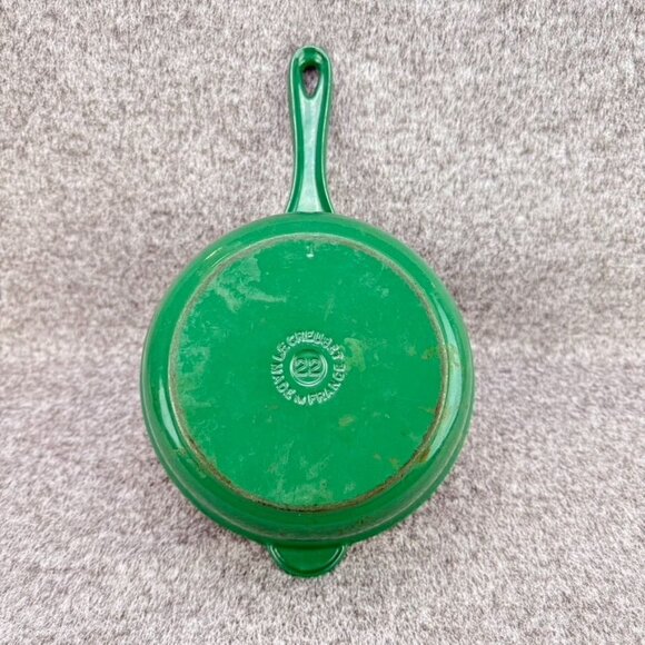 Le Creuset #22 8 inch Multifunction Enameled Green Cast Iron Saucepan Pot NO LID - Picture 8 of 10